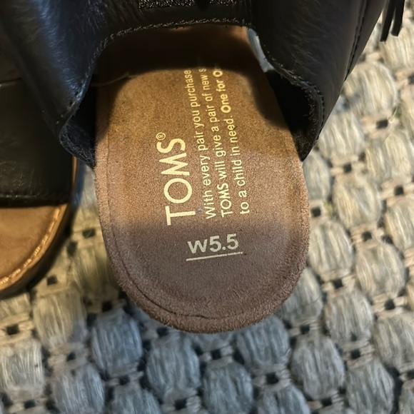 EUC TOMS Mallorca sandal. Worn once. Size 5.5 - Picture 11 of 13